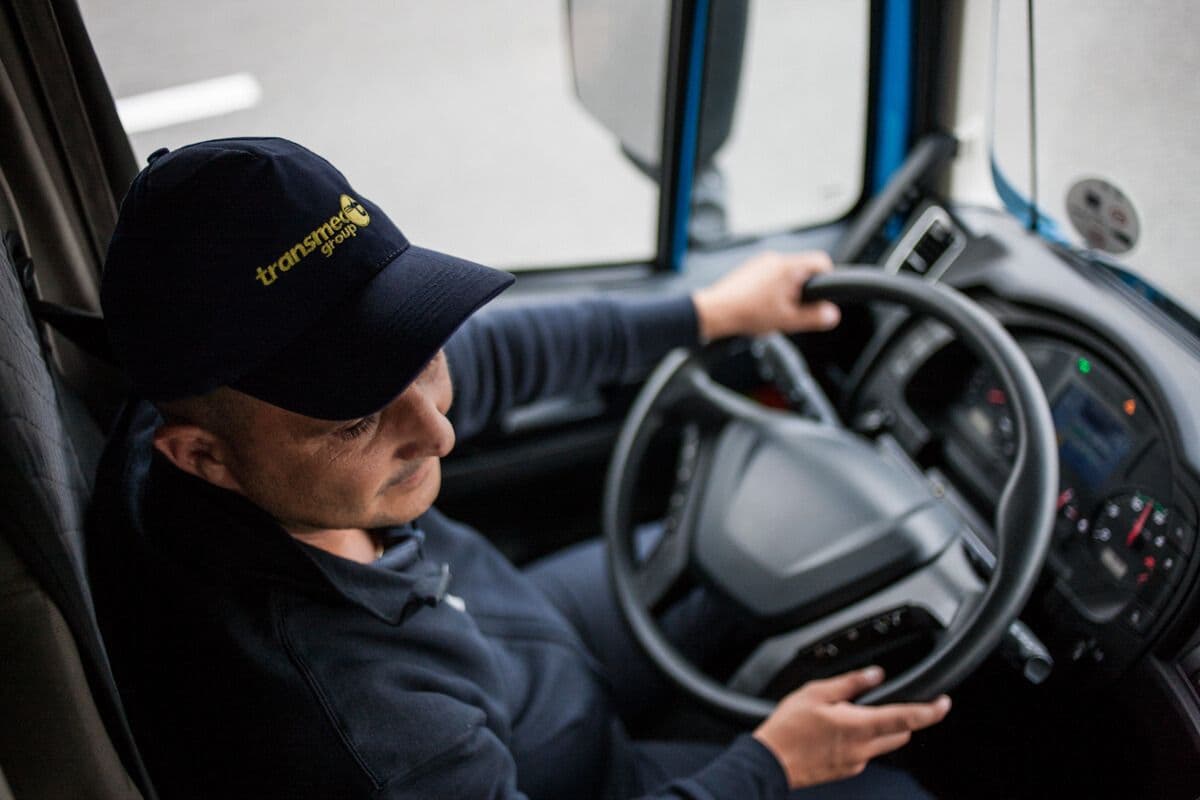 Autista Transmec trasposto su strada